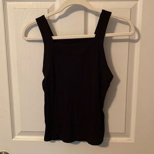 Carly Jean, Los Angeles, TWO Whitney cropped tanks size M - like new!